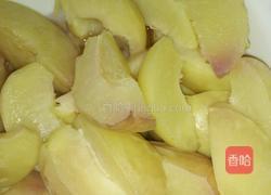 桃子罐头的做法图解3