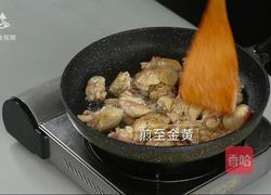 酱香浓郁的开胃鲁菜 三步学会秘制酱焖鸡的做法图解9
