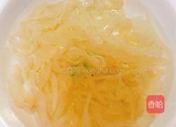 凉拌海蜇丝的做法图解1