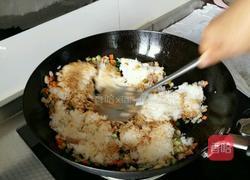 什锦炒饭的做法图解5