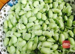 小咸菜烧毛豆的做法图解2
