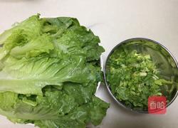 电饭煲筒骨汤面的做法图解3