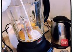 卡通吐司南瓜牛奶水果早餐的做法图解7