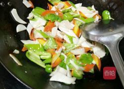 青椒炒杏鲍菇的做法图解8