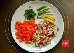 香菇鸡肉蒸饭的做法图解4