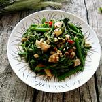 油渣炒南瓜藤