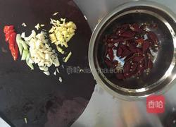 香辣鸡肉块的做法图解2