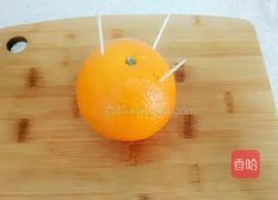 食疗妙方能调理宝贝咳嗽的盐蒸橙子的做法图解6