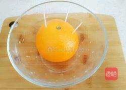 食疗妙方能调理宝贝咳嗽的盐蒸橙子的做法图解7