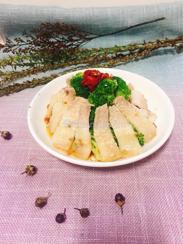 凉拌白切肉西兰花