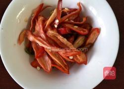芹菜炒肉丝的做法图解3