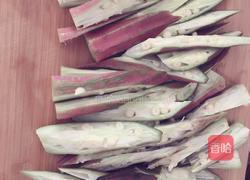 油炸黄秋葵的做法图解1
