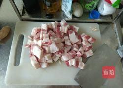 红烧肉炖土豆的做法图解2