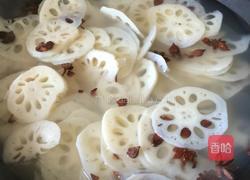 豆豉酸辣藕片的做法图解1