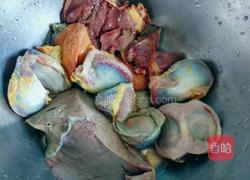 卤鸭胗和猪肝的做法图解2