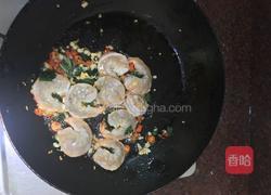 椒盐虾球的做法图解7