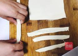 自制无铅油条的做法图解4