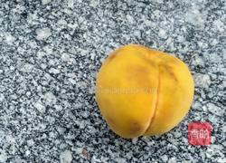 黄桃罐头的做法图解2