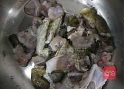 香烩牛蛙的做法图解1