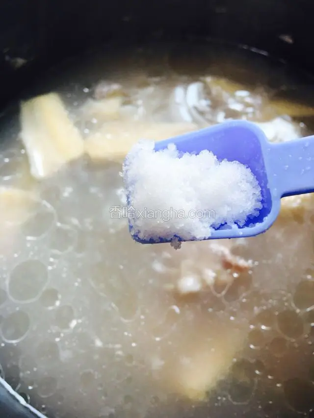 加盐调味即可