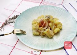 田园洋葱培根炒土豆的做法图解5