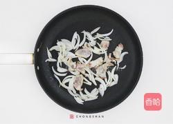 田园洋葱培根炒土豆的做法图解3