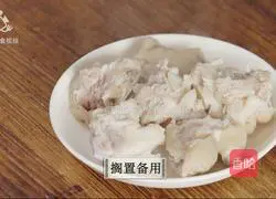 Illustration of how to make nourishing and nourishing patch for autumn fat, pig's trotters and lotus root soup 4