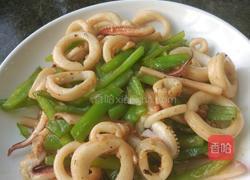 鱿鱼炒青椒的做法图解4