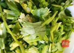 萝卜丸子汤的做法图解2