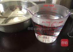 芒果草莓布丁的做法图解2