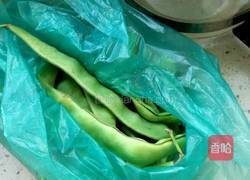 豆角土豆炖肉丸的做法图解1