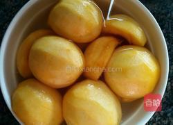 黄桃罐头的做法图解4