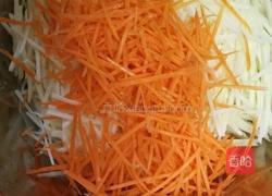 鸡蛋土豆丝饼的做法图解2