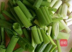 凉拌洋葱火腿的做法图解2