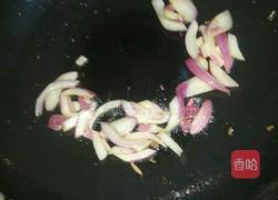 墨鱼丸炒菜的做法图解3