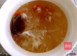 桃胶皂角米雪燕炖银耳的做法图解5
