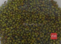 绿豆水的做法图解1