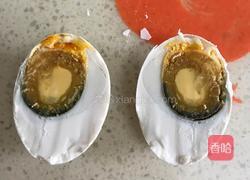 切咸鸭蛋的做法图解2