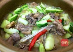 黄瓜焖砂锅鸭的做法图解3