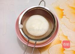 牛奶炖鸡蛋的做法图解3