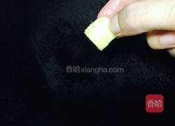 香煎白肚石头斑的做法图解3