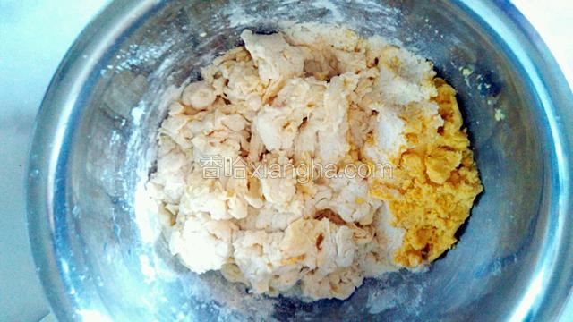 面粉用温水和面