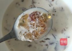 牛奶炖桃胶的做法图解8