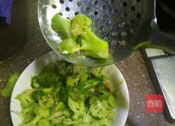 凉拌西蓝花的做法图解5