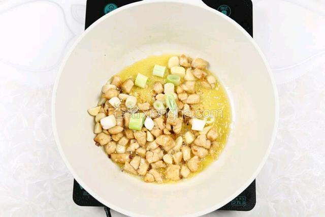 适量葱段