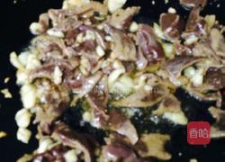 猪肝菜椒的做法图解5