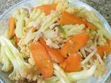 花菜炒肉的做法[图]