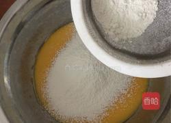 六寸戚风蛋糕的做法图解4