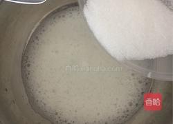 六寸戚风蛋糕的做法图解6