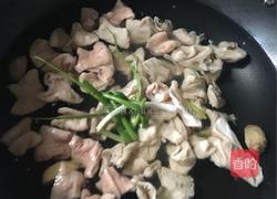 红烧猪大肠的做法图解1